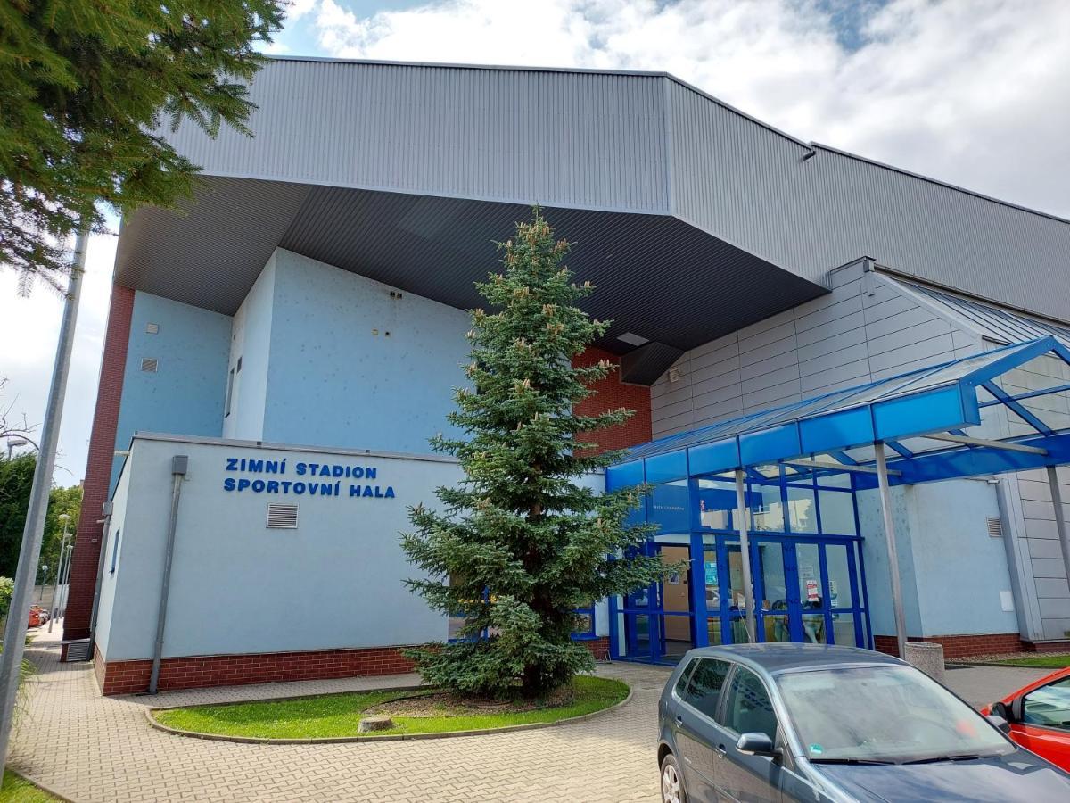 Ubytovna Zimni Stadion Litomerice Luaran gambar